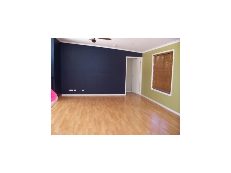 25 John Street, Tingira Heights NSW 2290