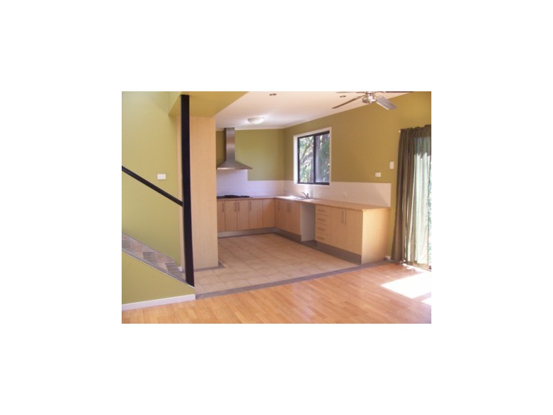 25 John Street, Tingira Heights NSW 2290