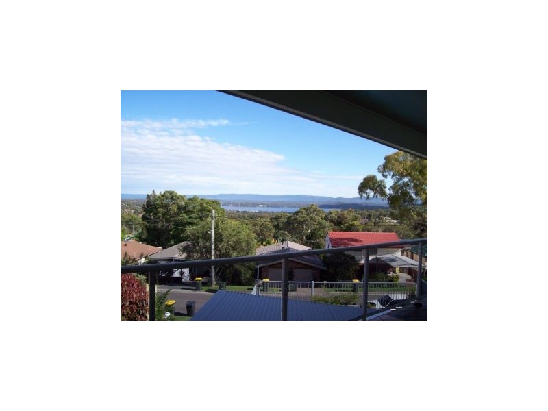 11 Marlin Ave, Floraville NSW 2280