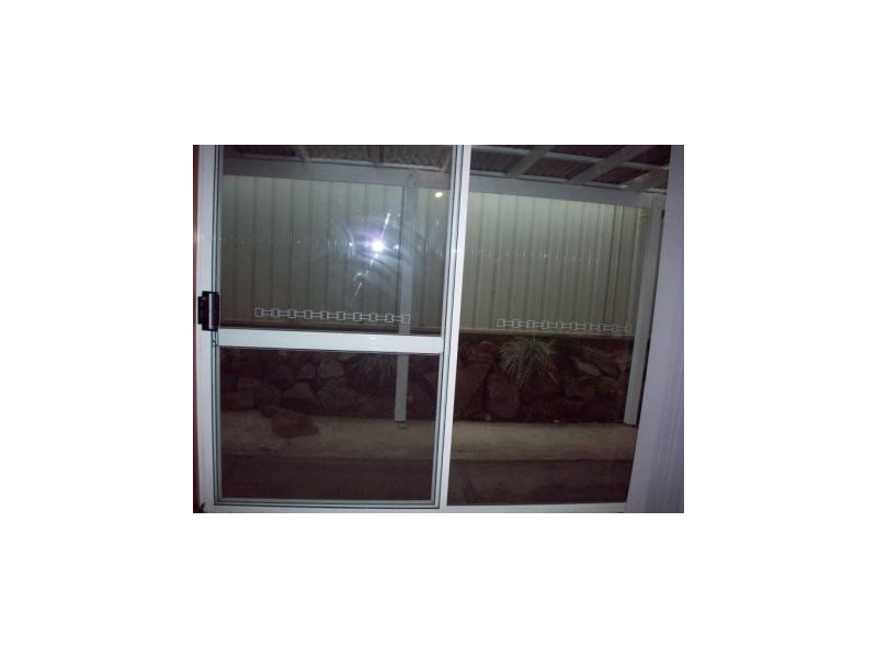1/13 Bakeri Circuit, Warabrook NSW 2304