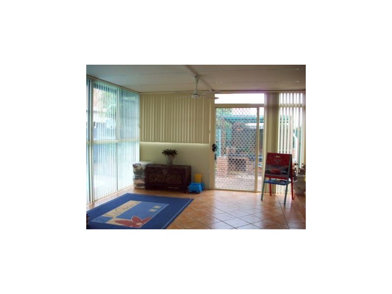 13 Cobbin Parade, Belmont NSW 2280