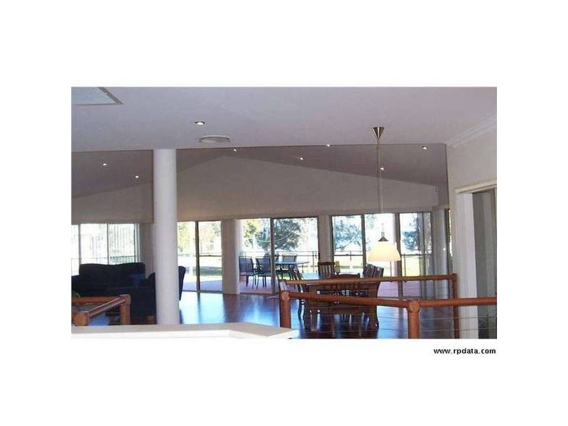 6 Paley Crescent, Belmont South NSW 2280