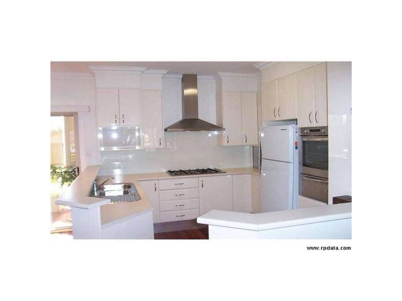 6 Paley Crescent, Belmont South NSW 2280