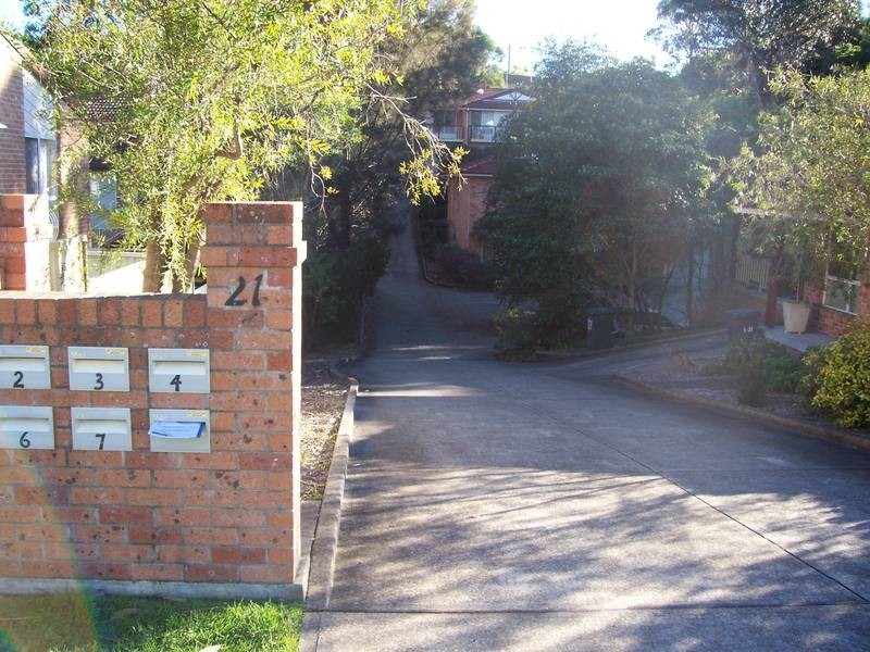 2/21 Edward Street, Charlestown NSW 2290