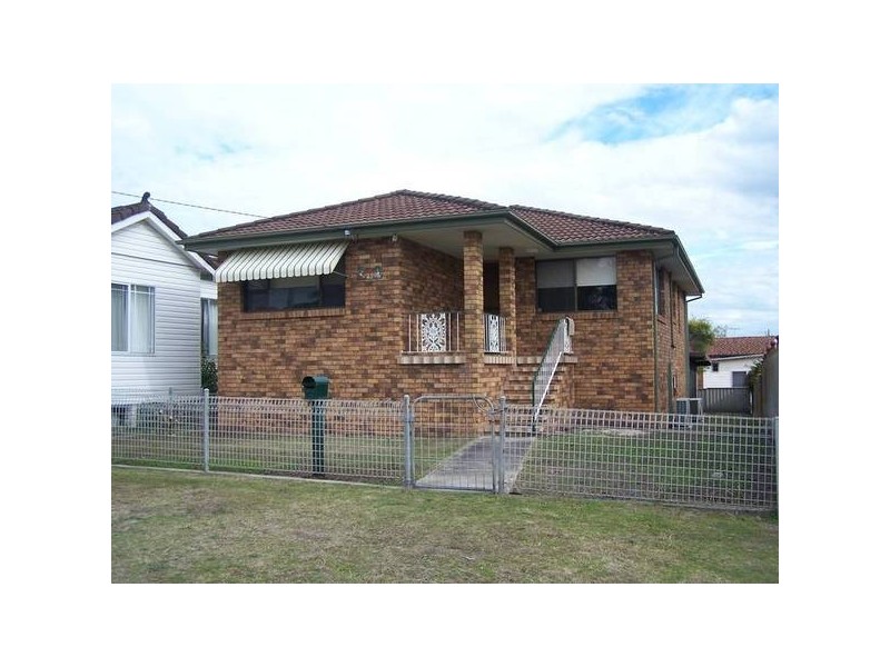 35 Woods Street, Redhead NSW 2290