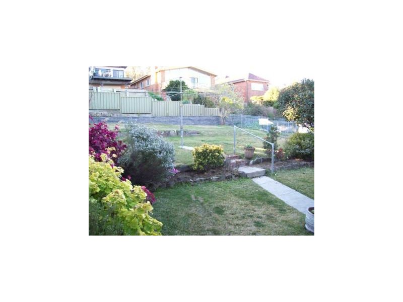 15 Pearce Avenue, Belmont NSW 2280