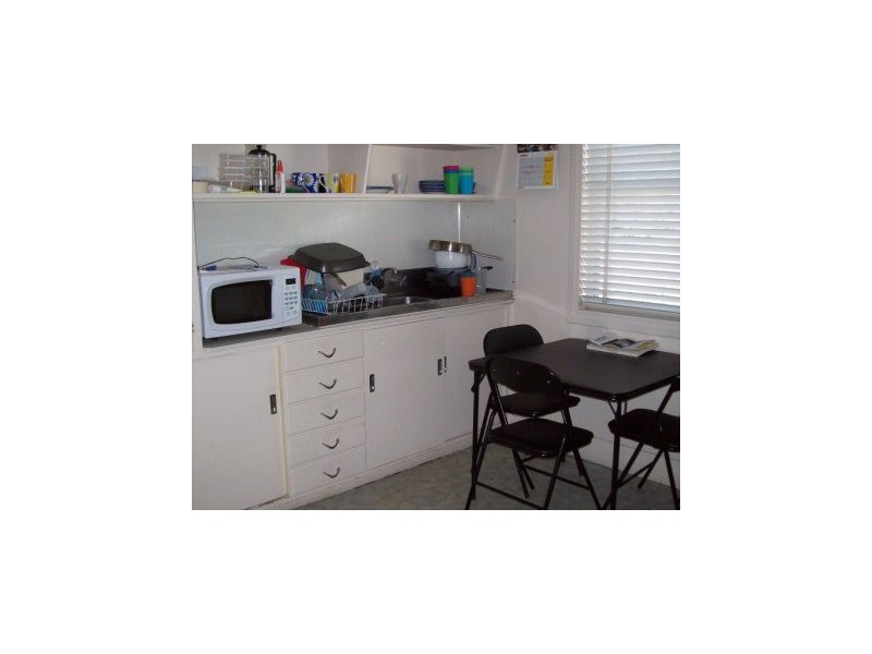 17 Marks Street,, Belmont NSW 2280