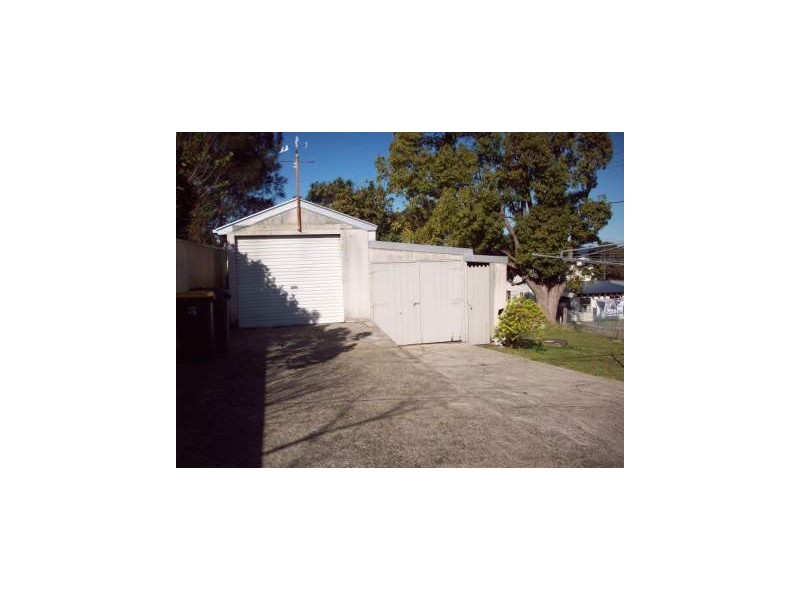 10 Lees Street, Charlestown NSW 2290