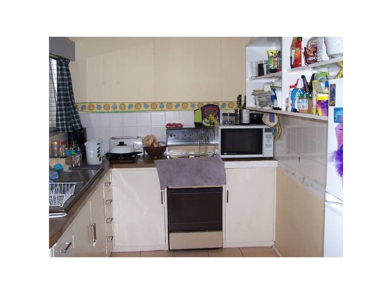 17 Herbert Street, Belmont NSW 2280