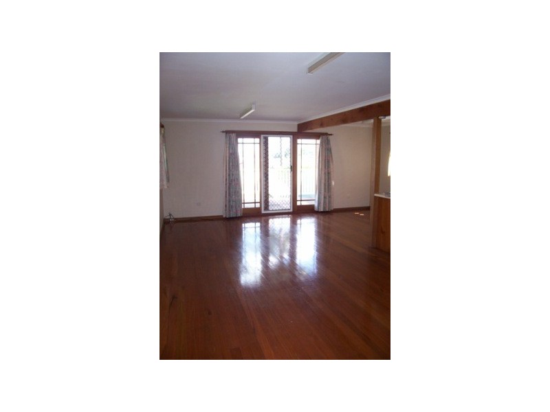 21 Haddon Crescent, Marks Point NSW 2280