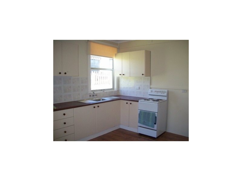 33 Thomas Street, Dudley NSW 2290