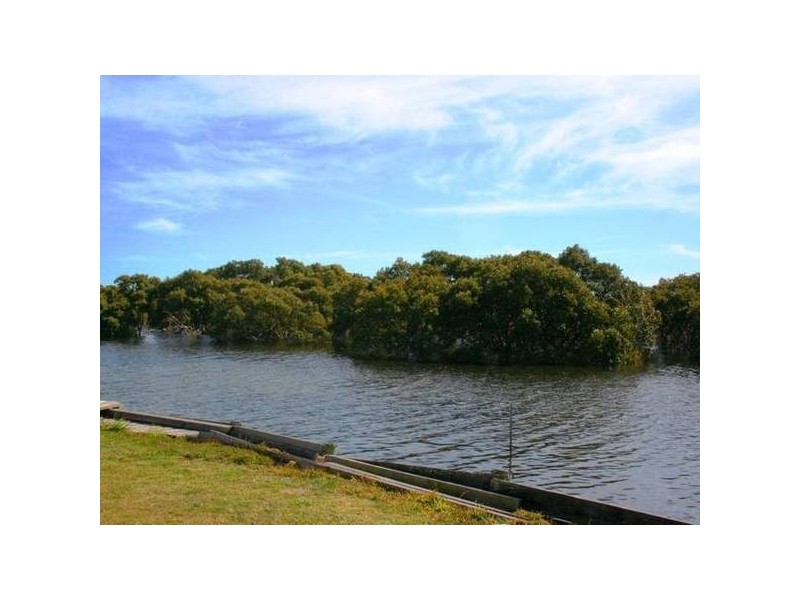 19 Ross Street, Swansea Heads NSW 2281