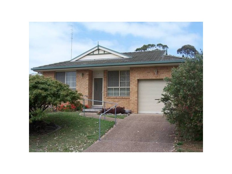 1/28 Glover Street, Belmont NSW 2280