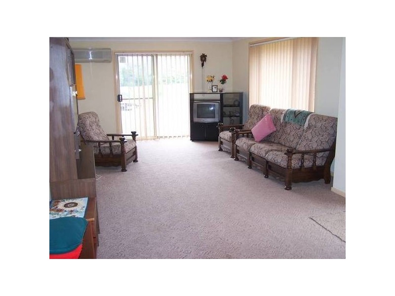 100 Tennent Road, Mount Hutton NSW 2290