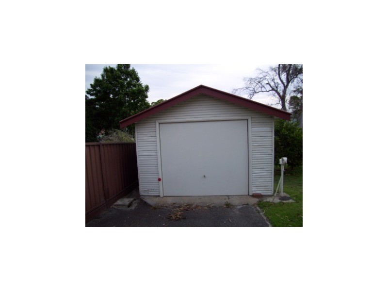 34 Chief Street, Belmont NSW 2280