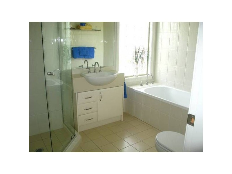 6 Paley Street, Belmont South NSW 2280