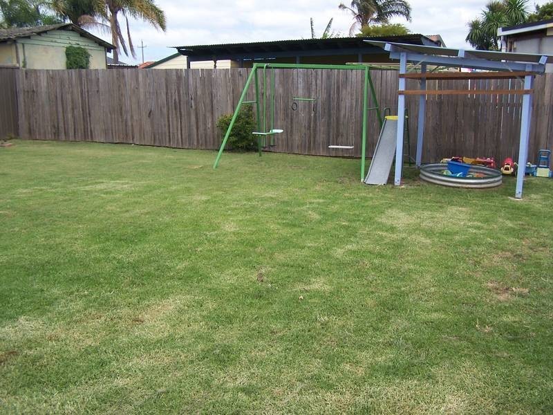 14 Deane Street, Belmont NSW 2280