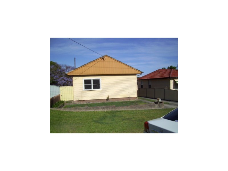 36 Hill Street, Belmont NSW 2280