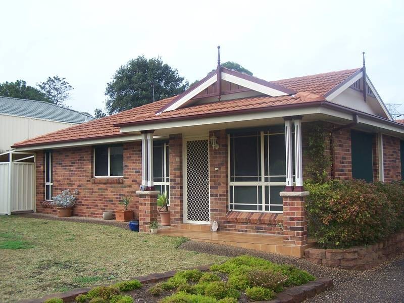 1/6 Louisa Ave, Kahibah NSW 2290