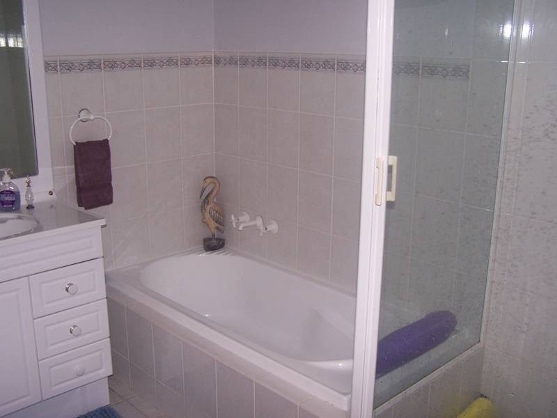 1/6 Louisa Ave, Kahibah NSW 2290