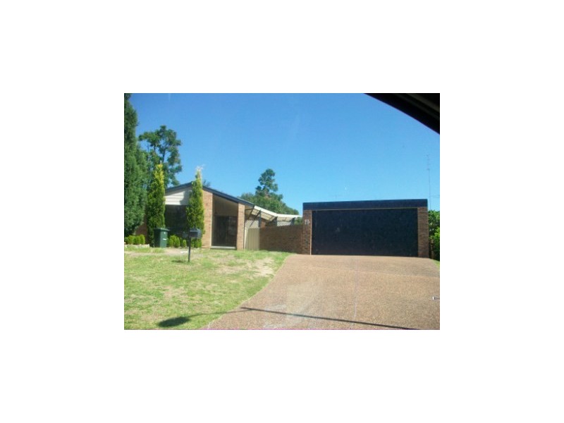 19 Pokolbin Close, Eleebana NSW 2282