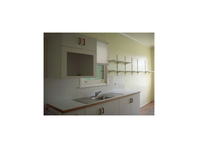 40 Floraville Road, Belmont North NSW 2280