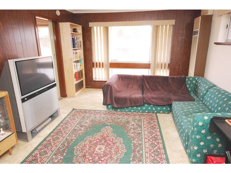 2 Abelia Avenue, Para Vista SA 5093