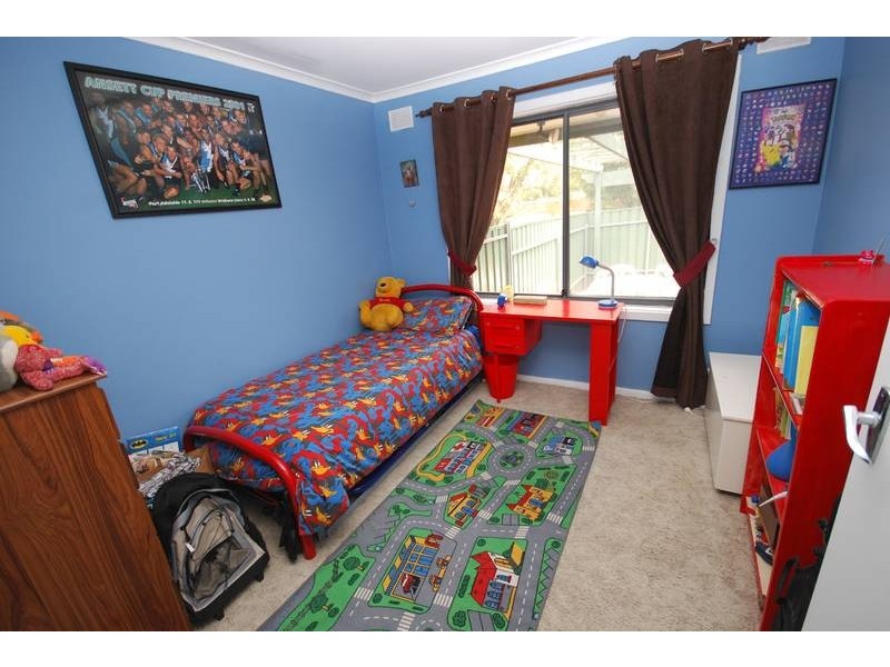 2 Abelia Avenue, Para Vista SA 5093