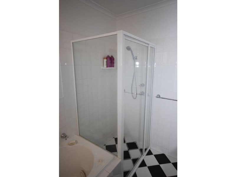 17 Park Lake Drive, Wynn Vale SA 5127
