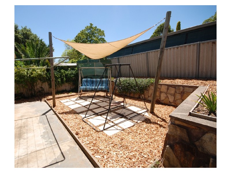 17 Park Lake Drive, Wynn Vale SA 5127