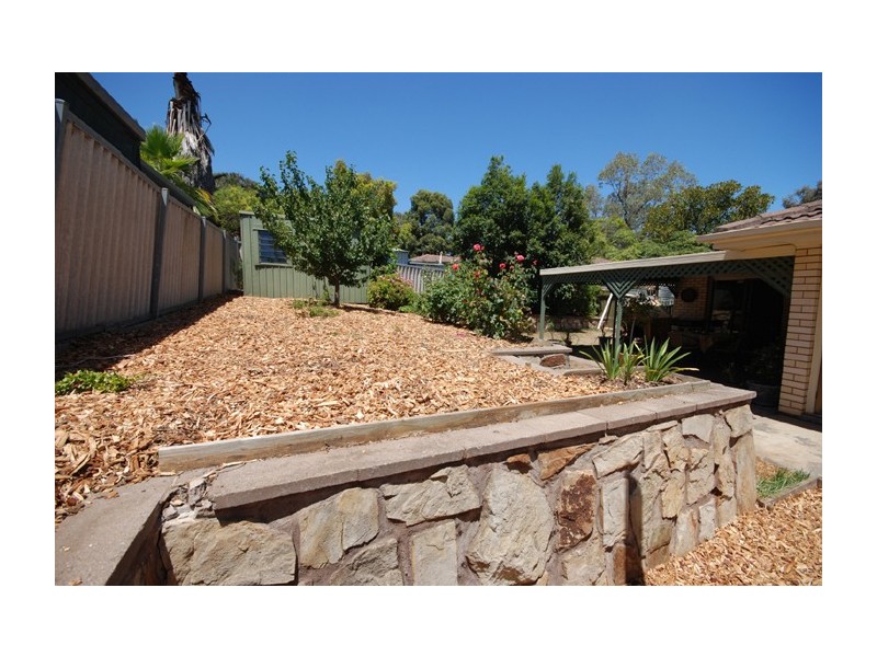 17 Park Lake Drive, Wynn Vale SA 5127