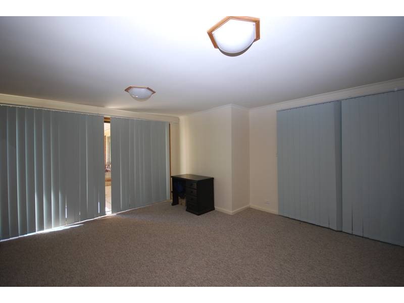 22 Maughan Avenue, Redwood Park SA 5097