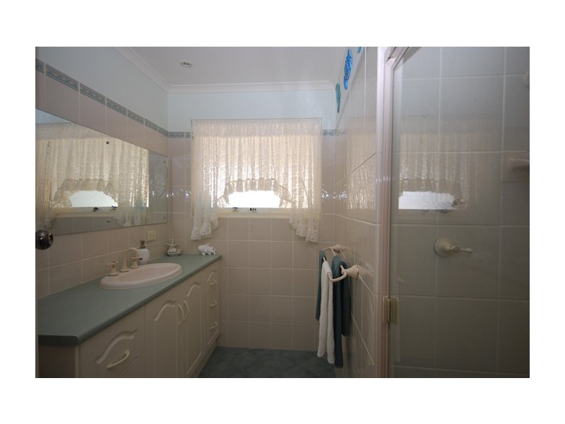 22 Maughan Avenue, Redwood Park SA 5097