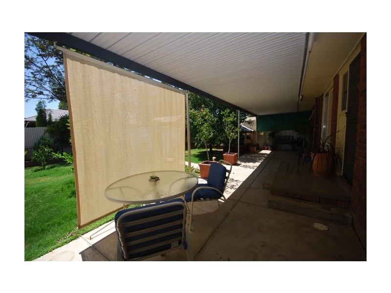 22 Maughan Avenue, Redwood Park SA 5097