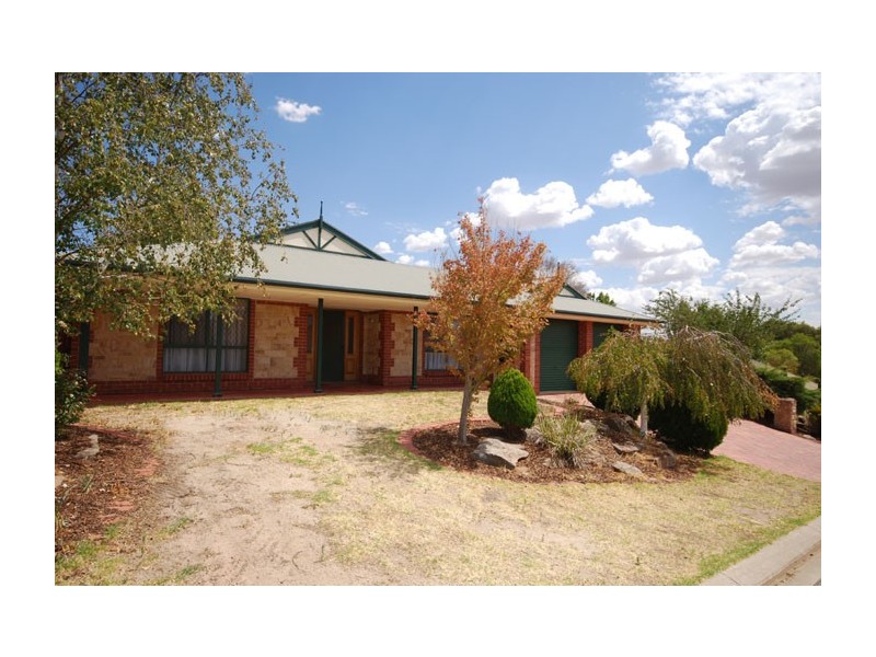 11 McArdle Place, Greenwith SA 5125