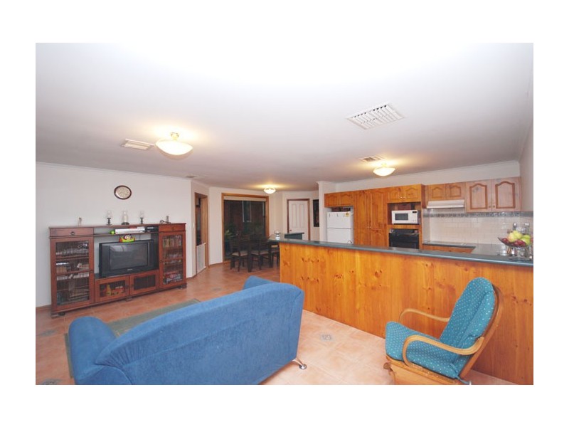 11 McArdle Place, Greenwith SA 5125