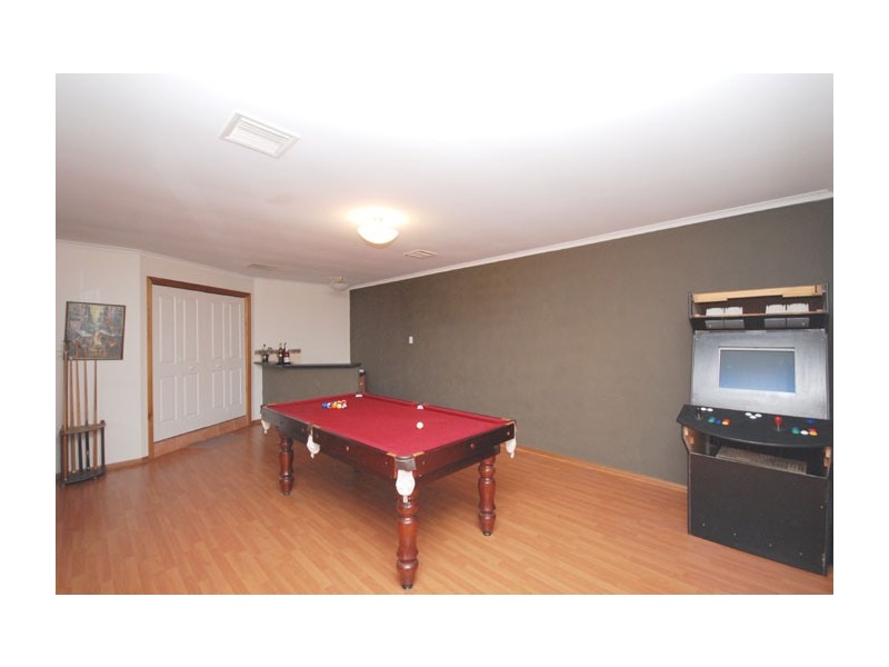 11 McArdle Place, Greenwith SA 5125