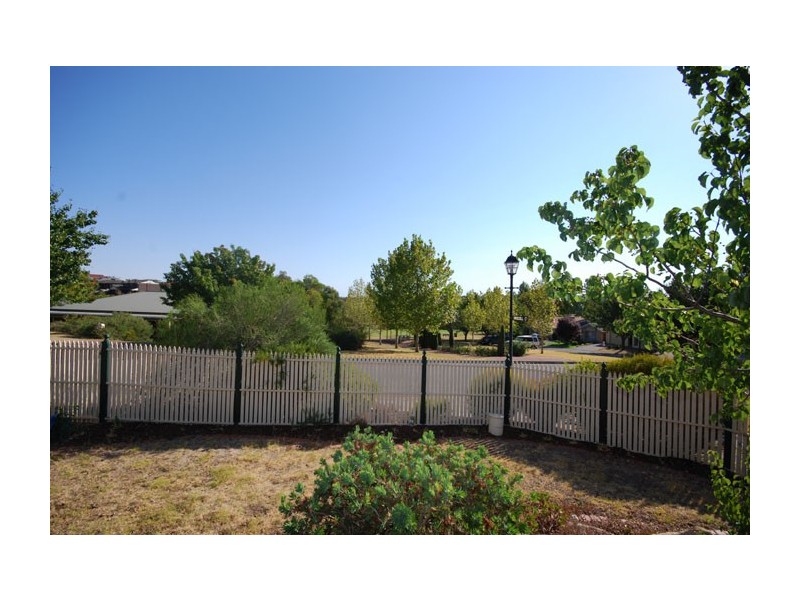 11 McArdle Place, Greenwith SA 5125
