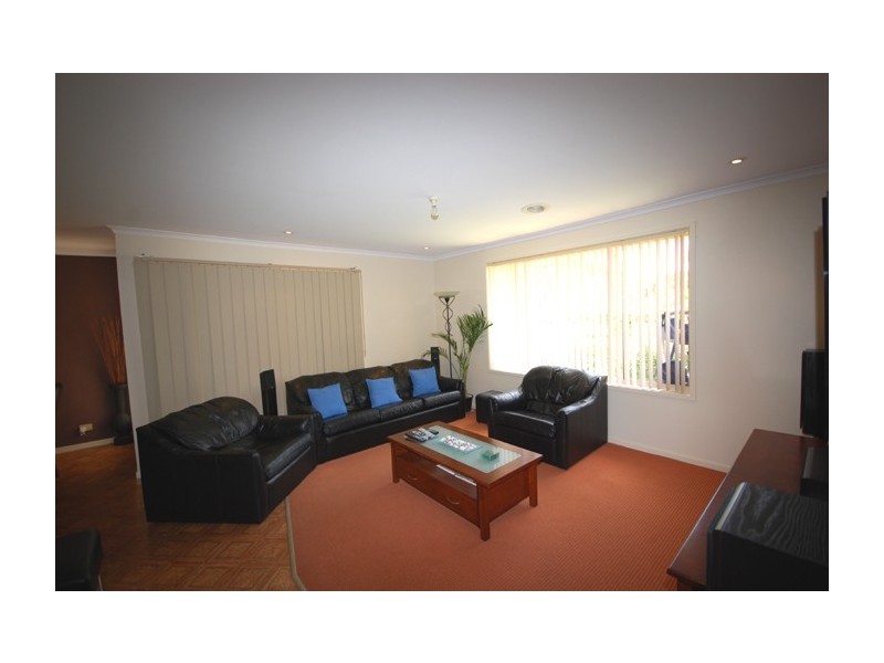 10 Minor Court, Salisbury Heights SA 5109