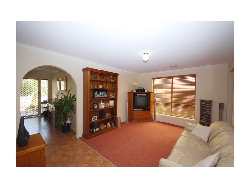 10 Minor Court, Salisbury Heights SA 5109