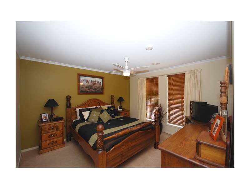 10 Minor Court, Salisbury Heights SA 5109