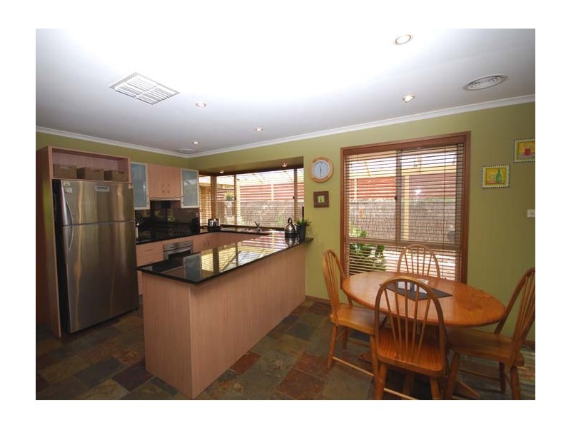 1 Courtyard Place, Wynn Vale SA 5127