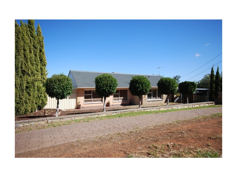 28 Gwender Terrace, Para Hills SA 5096