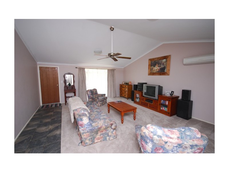 17 Church Street, Williamstown SA 5351