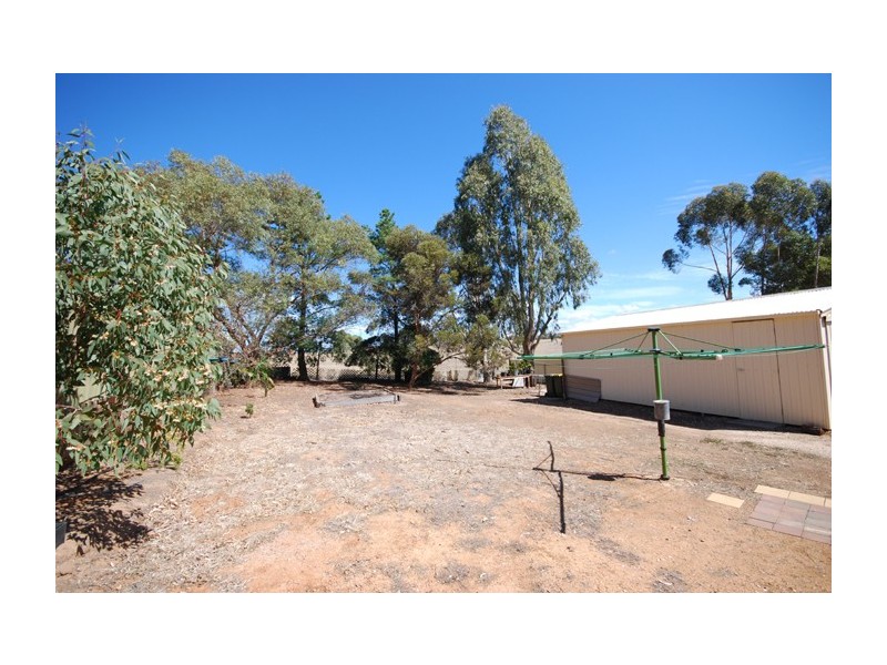 17 Church Street, Williamstown SA 5351