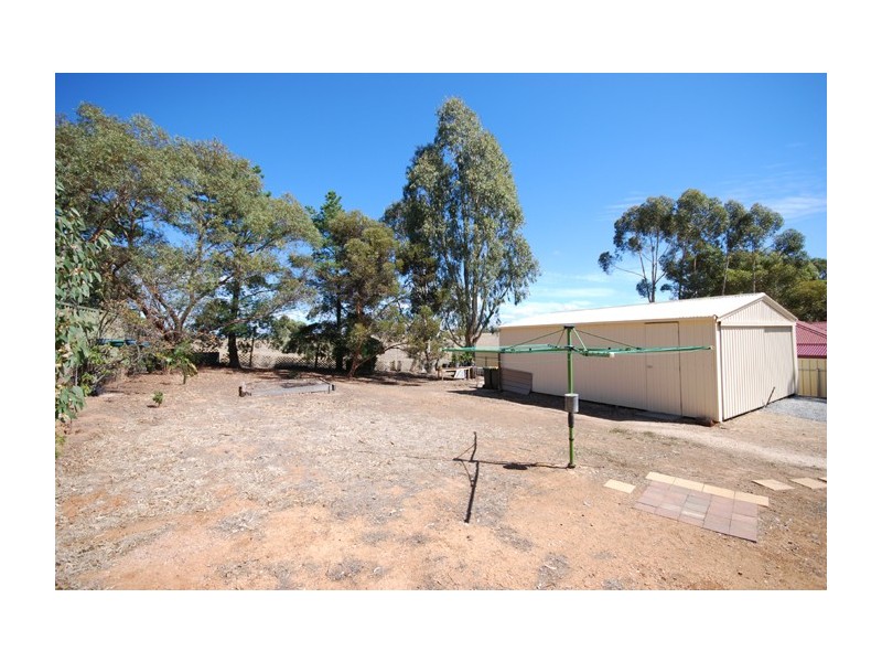 17 Church Street, Williamstown SA 5351