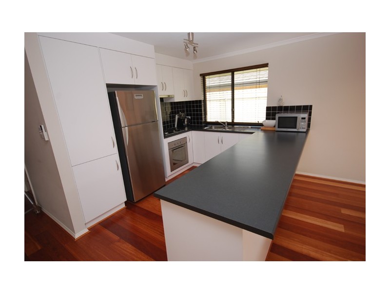 10/4 Baudin Avenue, Fairview Park SA 5126