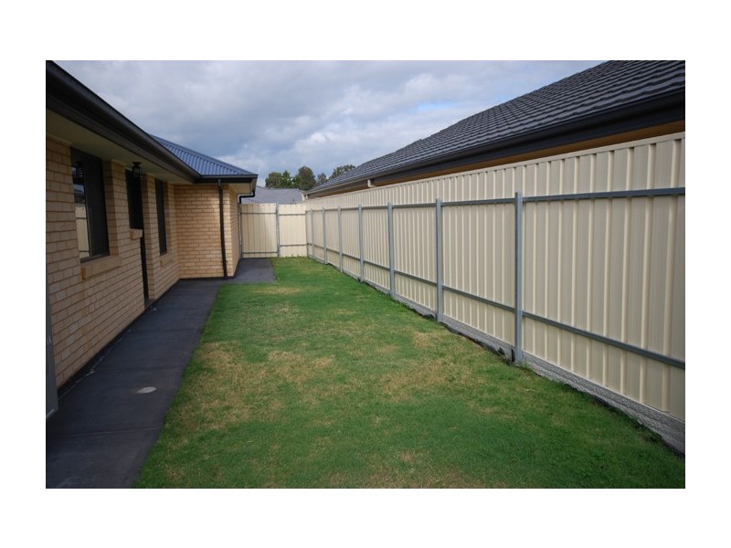 10/4 Baudin Avenue, Fairview Park SA 5126