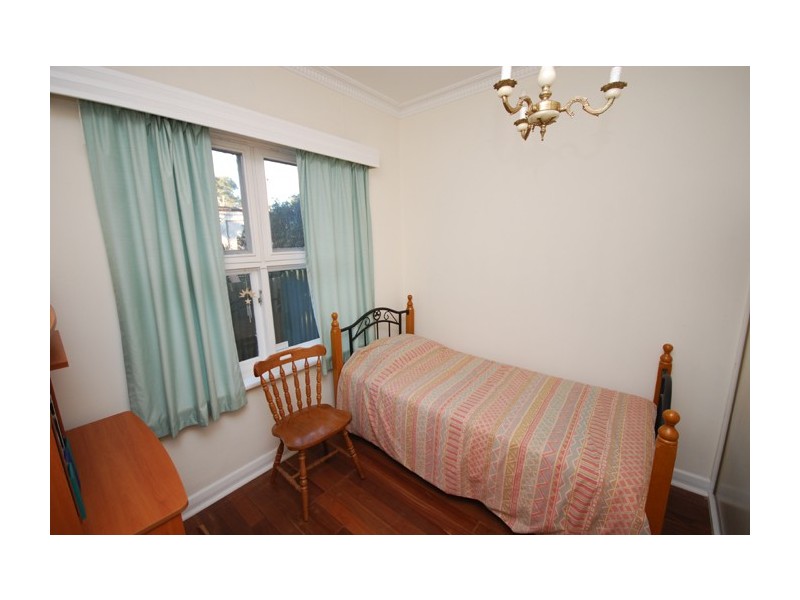 9 Holmes Avenue, Redwood Park SA 5097