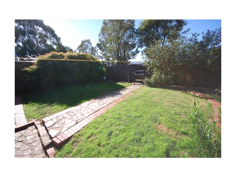 27 Roycroft Place, Golden Grove SA 5125